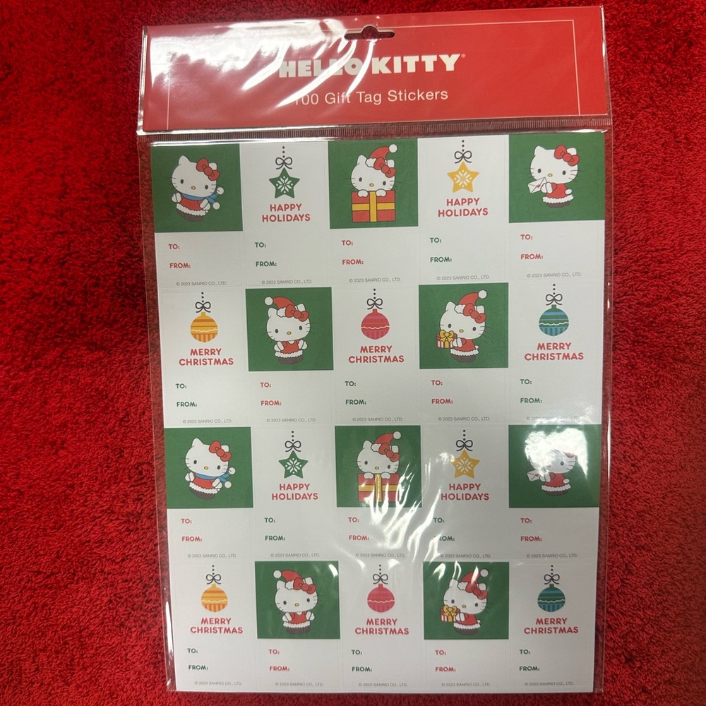 Hello kitty x Christmas gift tag stickers RARE LIMITED EDITION 100 each - Picture 3 of 6
